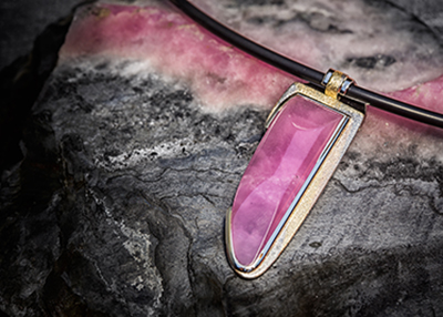 Geneva based art jeweler Grégoire Maret (Pierre d'Alexis S.A.) presented this pink to purplish pink cobaltoan calcite in his hand-made creations