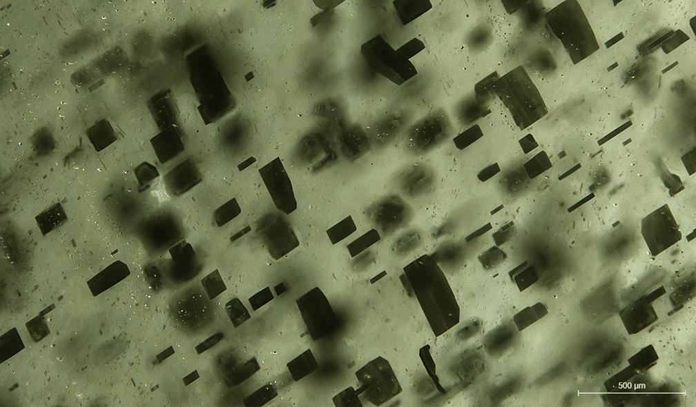 Figure 2: Inclusions of biotite from Pyaung Gaung, Mogok, Myanmar, observed perpendicular to their plane.
