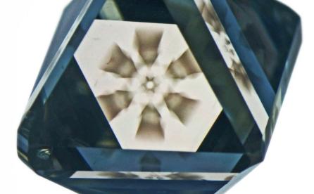 Hydrogen-rich diamonds